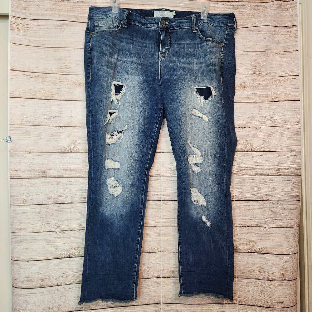 Torrid Distressed Boyfriend Straight Jeans Women's Plus 18 Raw Hem Zipper